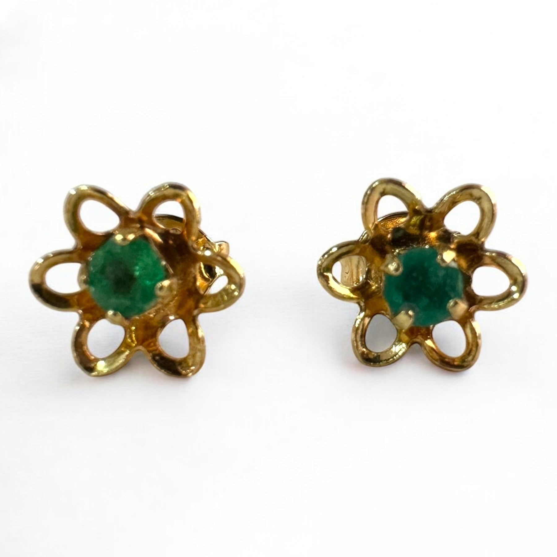 Aretes flor de vida