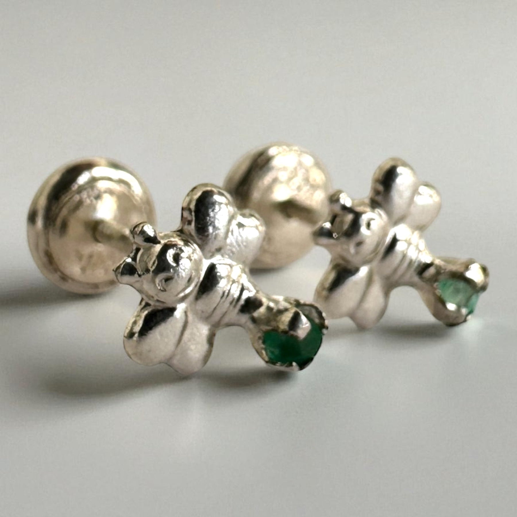 Aretes flor de abeja