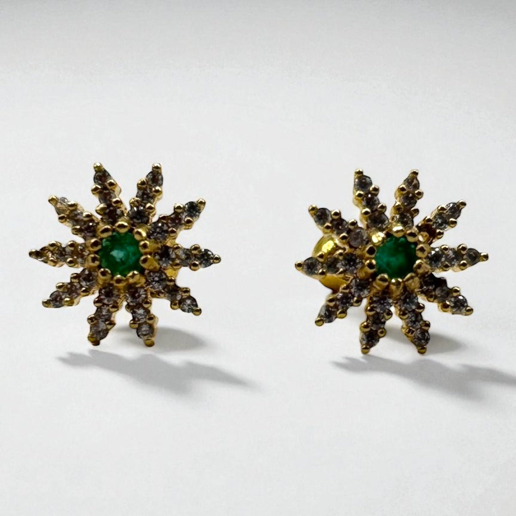 Aretes solaria real