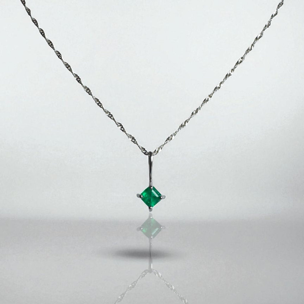 Cadena geometría verde
