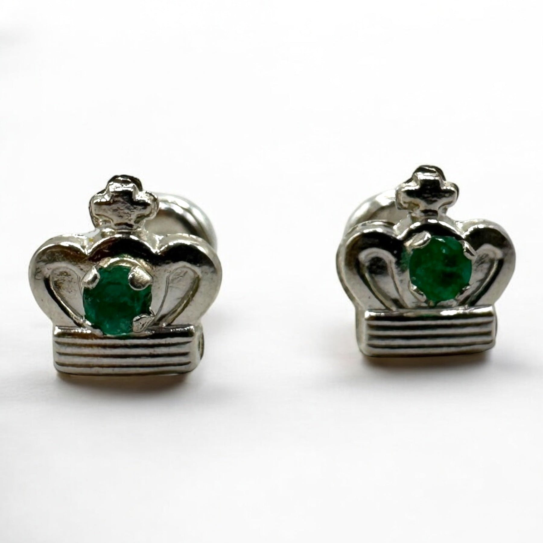 Aretes de corona