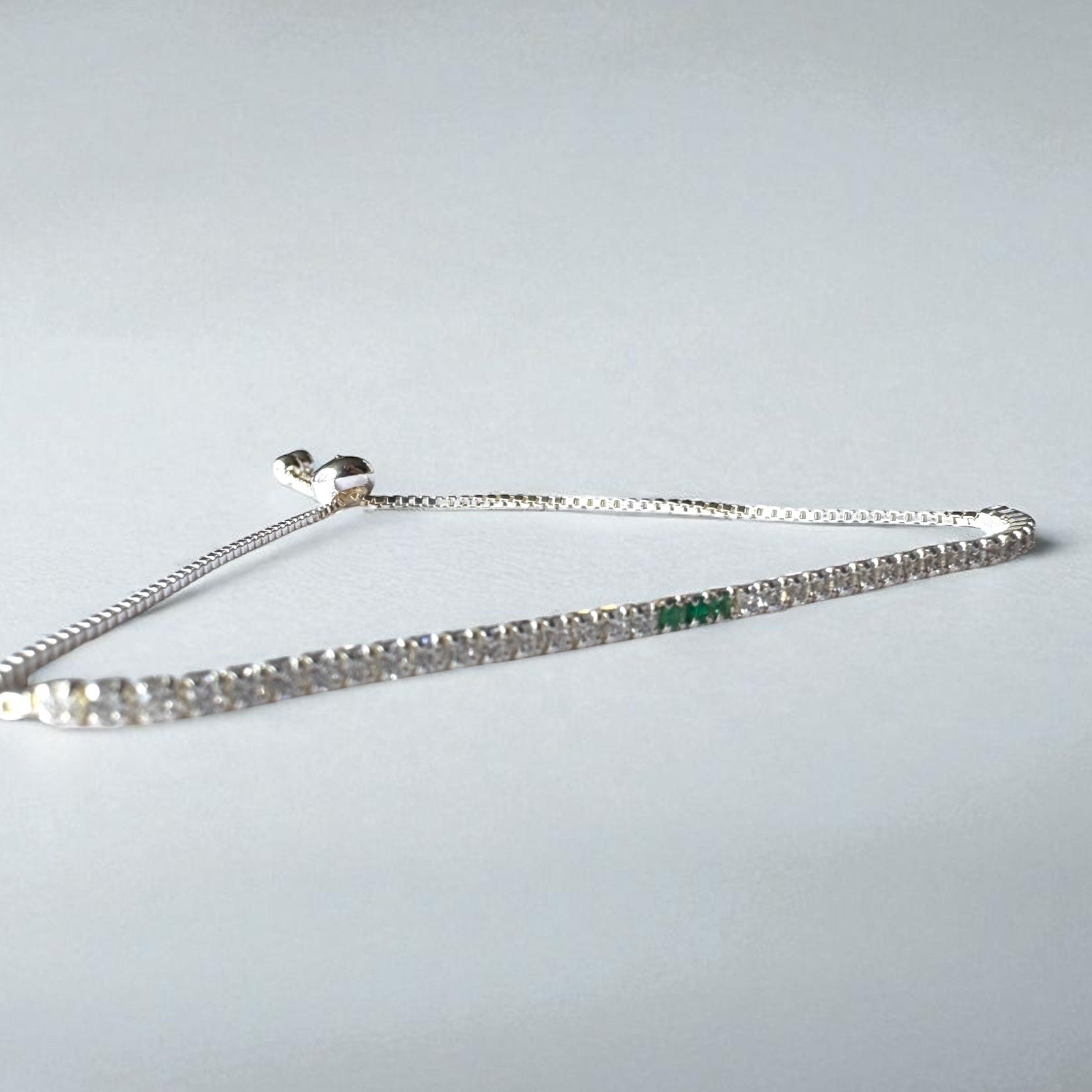 Pulsera tenis tipo pandora (Mujer)