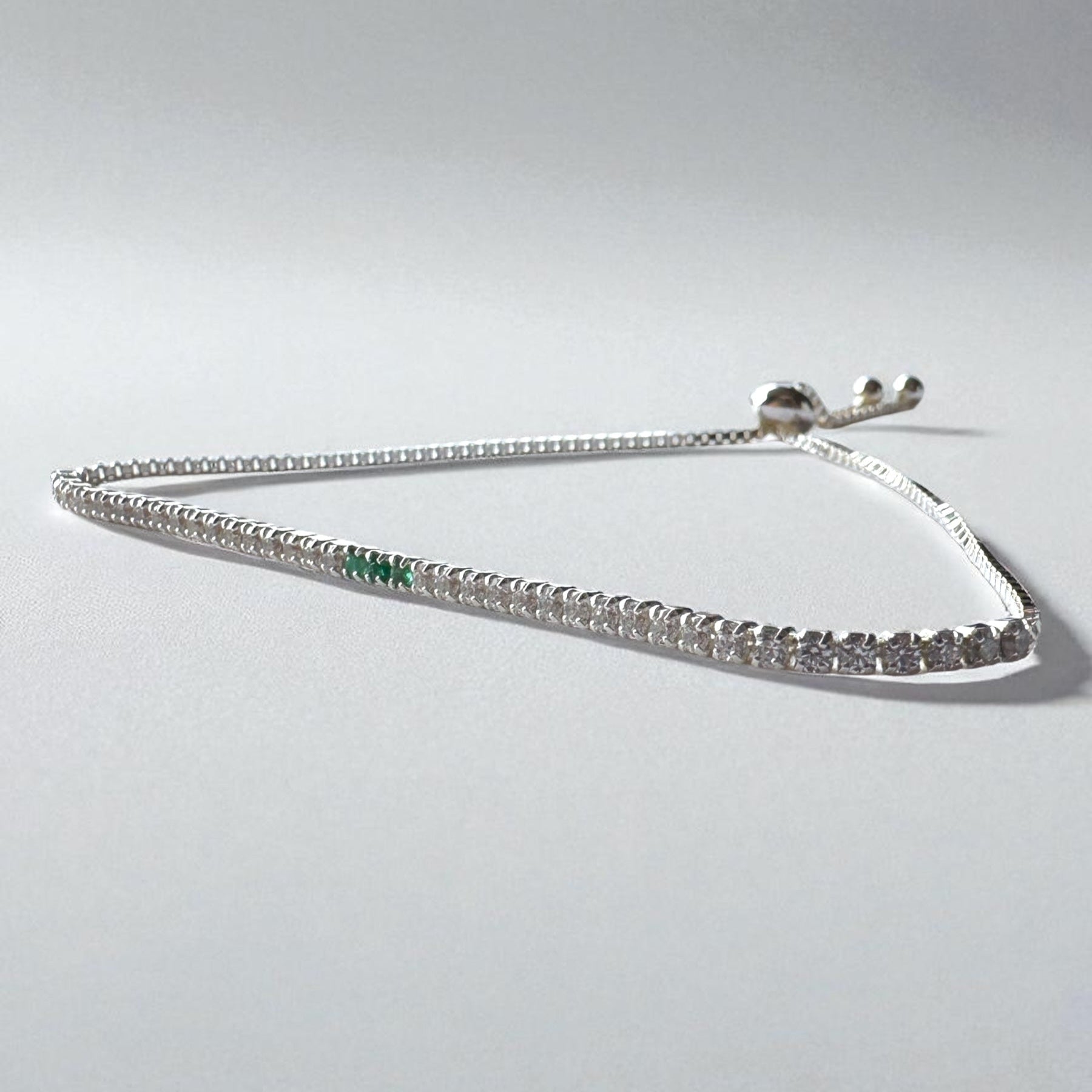 Pulsera tenis tipo pandora (Mujer)